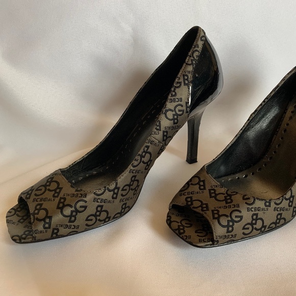 Sexy BCB Girls Open Toe Heels in Black and Gray! - Picture 1 of 11